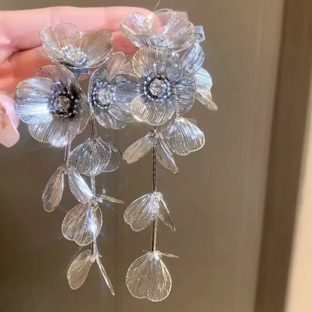 New Zara Famous Silver Floral Earrings